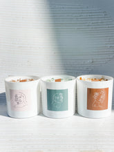 Load image into Gallery viewer, Mothers Day Crystal Candle